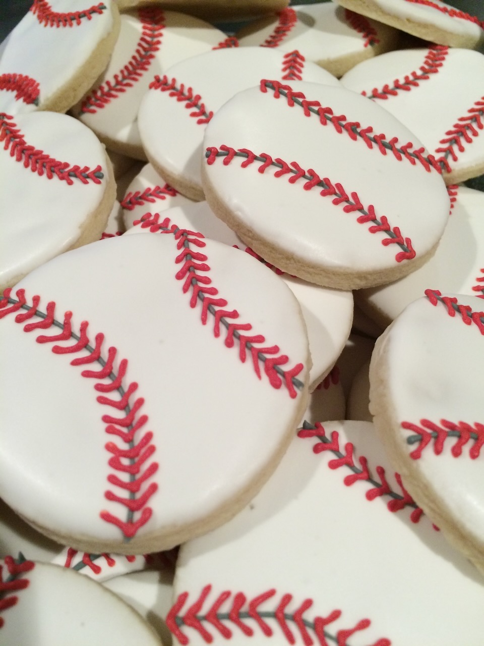 Baseball platter